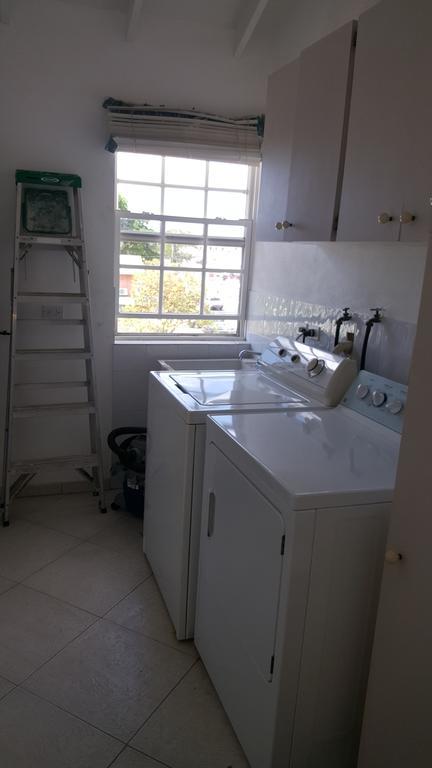 Worthing Beach Apartments Bridgetown Dış mekan fotoğraf